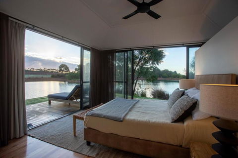 Caves Road Vineyard Retreat - Events Australia 3