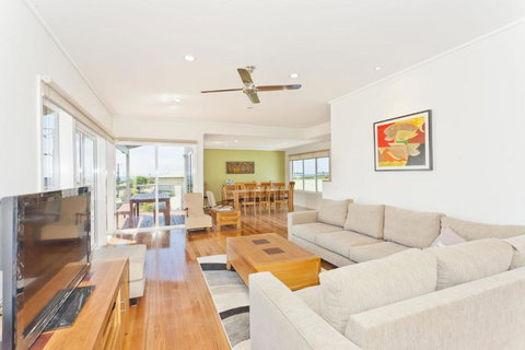 Cawood Heights - Events Australia 1