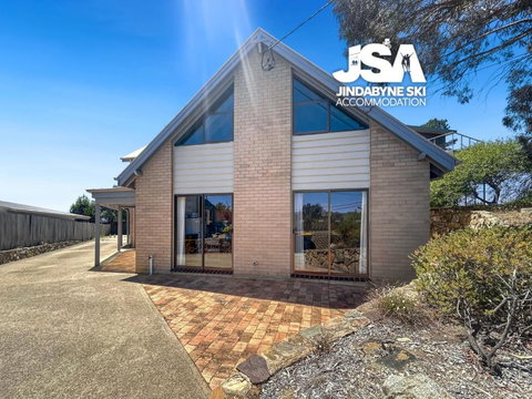 Cedar Haven - Events Australia 0