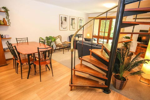 Cedar Holiday Units - Apartment 3 - Events Australia 0