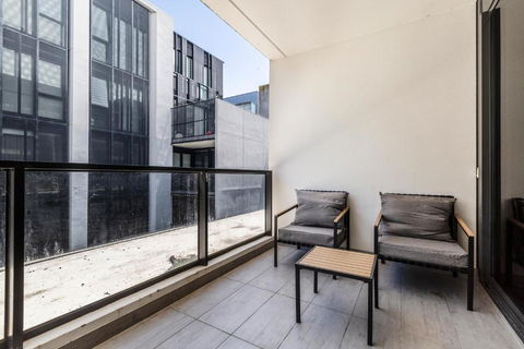 Central & Stylish In St Kilda W AC, WiFi & Balcony - Events Australia 3