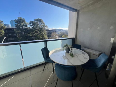 Central CBD - Parking - Sleeps 4 - Events Australia 4