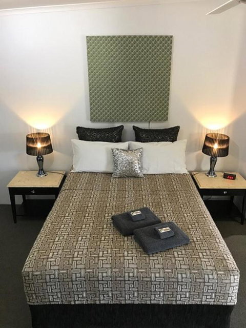 Central Motel Gin Gin - Events Australia 4