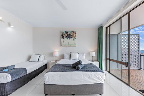 Central Ocean View Studio 27a - Events Australia 4