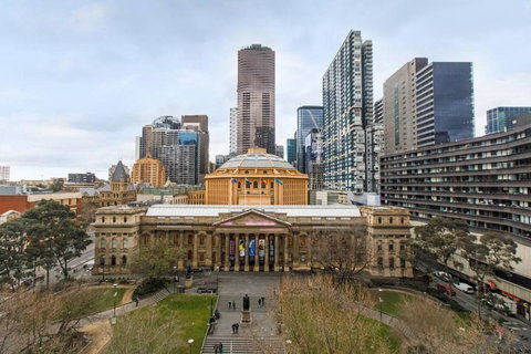 Central Studio Cool Overlooking State Library - Events Australia 1