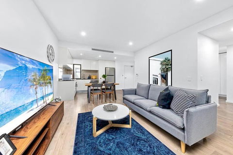 Centre Of Newtown 2 Bed Apartment - Events Australia 0