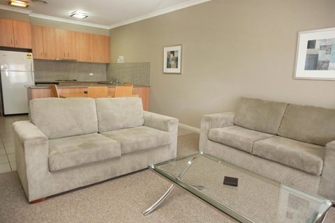 Centrepoint Apartments Griffith - Events Australia 3