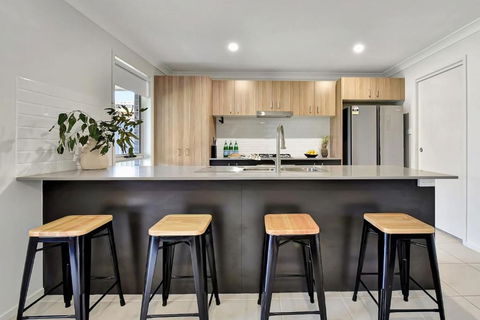 Cessnock Haven Contemporary Country Retreat - Events Australia 3