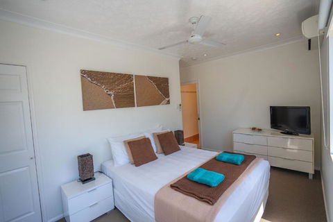 ChampagneFour - Events Australia 4