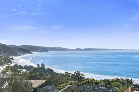 Charles - Events Australia 0