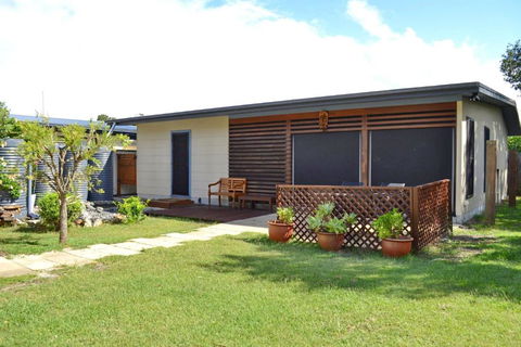 Charlies At Hat Head - Events Australia 1