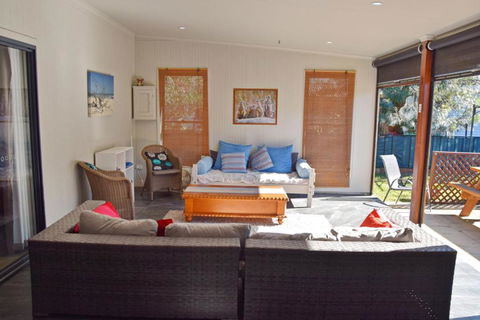 Charlies At Hat Head - Events Australia 3