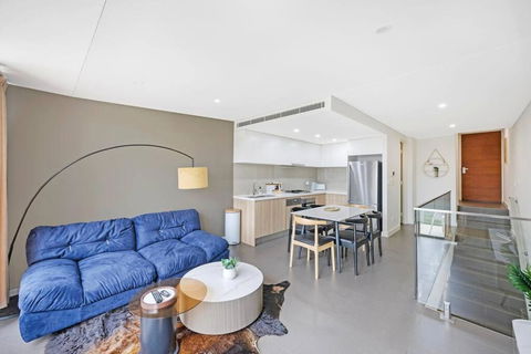 Charming 3BR Townhouse Near City In Annandale - Events Australia 1