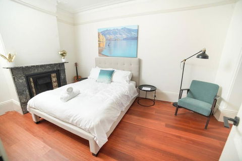 Charming Cammeray Cottage In Heart Of Sydney - Events Australia 2