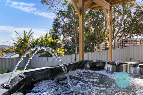 Charming Merewether Cottage - Events Australia 2