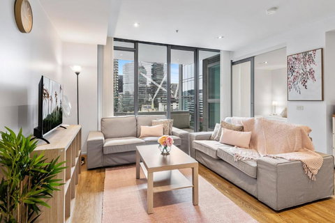 Central 2-Bed Apartment With Parking, Pool And Gym - Events Australia 0