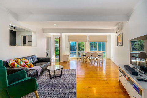 Charming 3BR Turner Home Near Canberra Centre - Events Australia 2