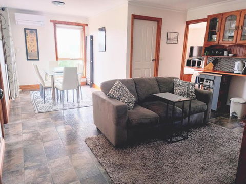 Central To CBD CoSheirm Apartments On Merri - Events Australia 1