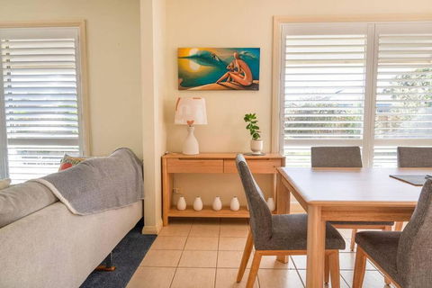 Charming Cottage, 7 Mins Walk To The Beach And Golf! - Events Australia 2