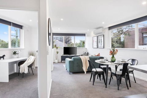 Charnwood 2BR: Homely Haven - Events Australia 0