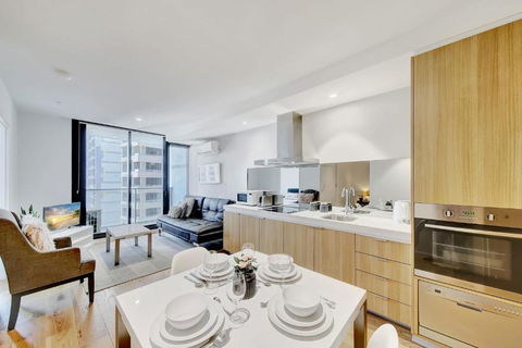 Chic 2BR Apt Next To Southern Cross City Views - Events Australia 3