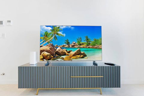 Chic 2BR Apt With Pool Access Close To Parramatta - Events Australia 4