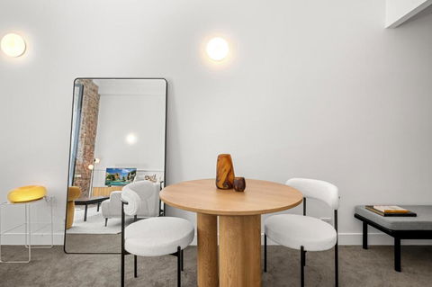 Classic 1-Bed City Stay Near Eateries And Laneways - Events Australia 3