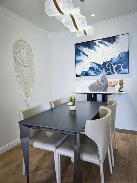 Chic Darling Harbour Oasis In The Heart Of Sydney, 2BR 2BA, Resort-Style Amenities - Events Australia 4