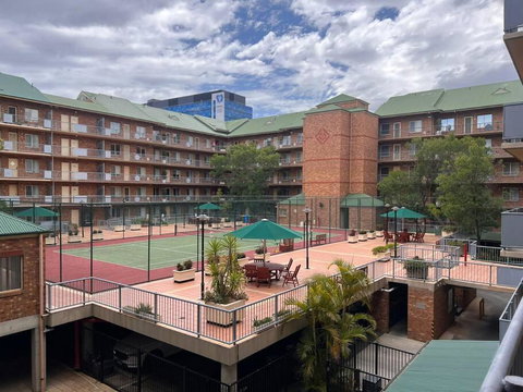 Chic East End Apartment - Events Australia 2