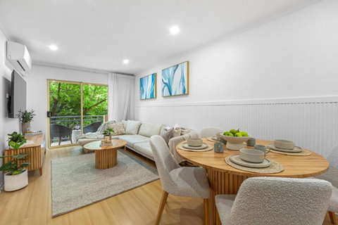 Chic East End Apartment - Events Australia 1