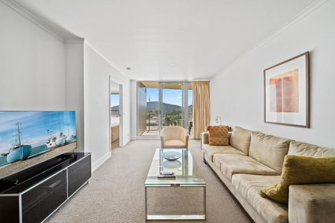 Chic Inner-City Apartment With Pool & BBQ Access - Events Australia 1