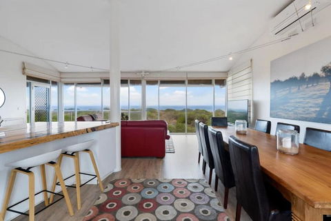 Chiton Breeze - Seagull Ave Hayborough - Linen Included - Events Australia 3