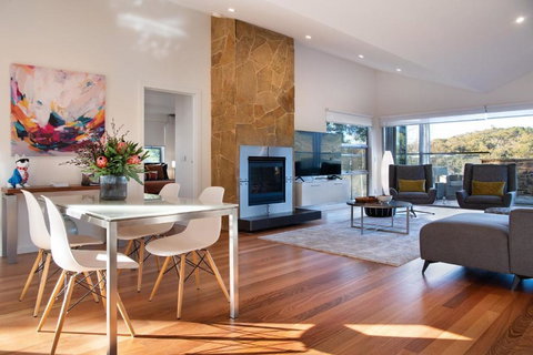 Cinque - Events Australia 1