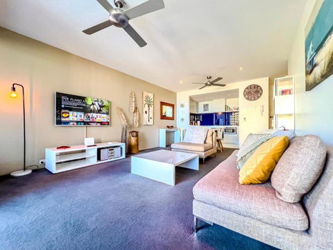 Circle On Cavill Escape - Events Australia 0