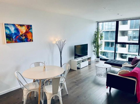 City-Self Check In-Parking-Pool - Events Australia 2