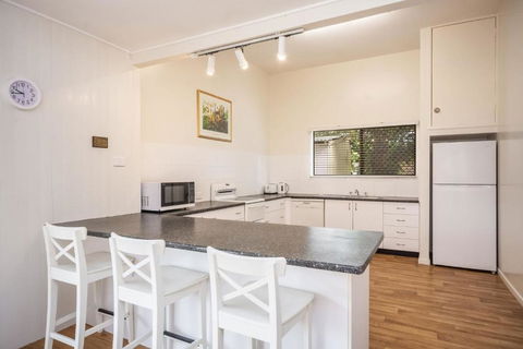 Clarence Court On The Beach - Spacious Beach House - Events Australia 2