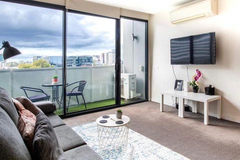 Clarendon St Chic 2 Bedroom Apartment W Parking - Events Australia 0