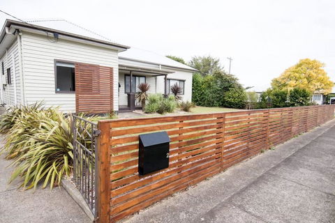 Clifford Cottage Hamilton - Events Australia 0