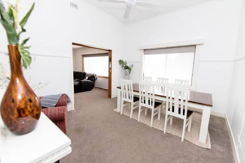 Clifford Cottage Hamilton - Events Australia 1