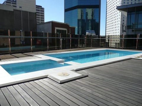CLIVE-Heart Of Sydney, Modern, Rooftop Pool Access - Events Australia 4