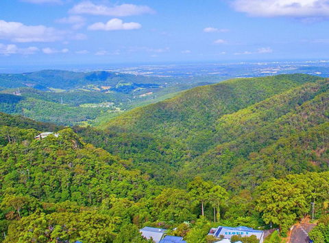 CLOUD 9 - Cliff Top Eagle Heights - Events Australia 2