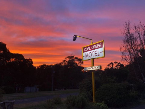 Coal Creek Motel - Tourism Bookings 2