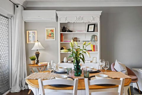 Coastal 1-Bed Apartment With Pool & Tennis Court - Events Australia 3