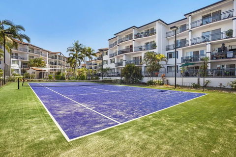 Coastal 1-Bed Apartment With Pool & Tennis Court - Events Australia 4