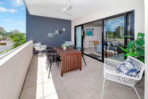 Coastal 2-Bed With Parking & Pool By The Ocean - Events Australia 4