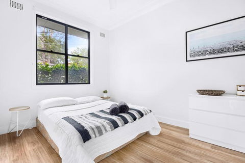 Coastal 3 Bedroom House With Private Oasis. - Events Australia 3