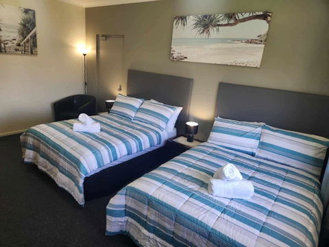 Coastal Breeze Studio- Steps From CBD,Stadium&Ferry - Events Australia 1