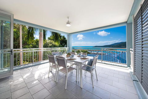 Coastal Charm On Airlie - Events Australia 0