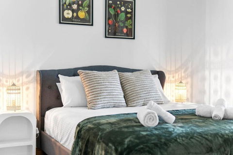 Coastal Comfort 4BR Vacation Home In Hallett Cove - Events Australia 4