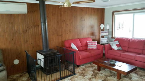 Coastal Cottage - Events Australia 3